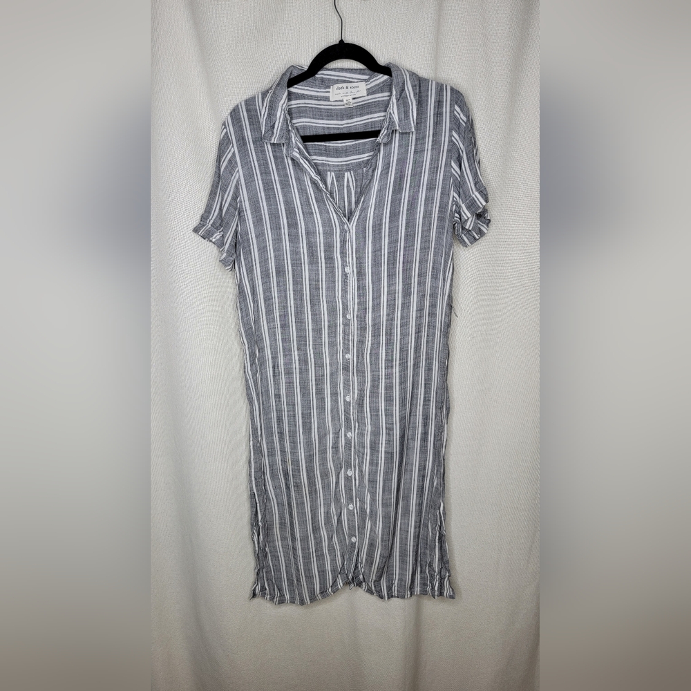 Anthropologie Cloth & stone Striped Beachlunchlounge top with cuffed sleeves